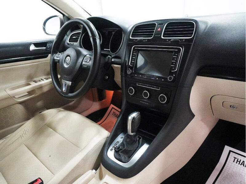 2011 Volkswagen Jetta SportWagen TDI