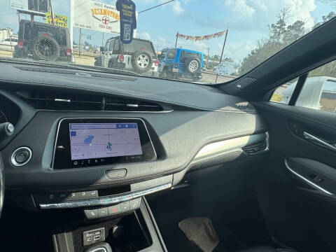 2019 Cadillac XT4 Premium Luxury