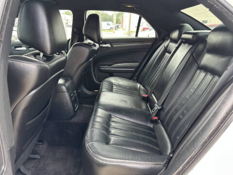 2017 Chrysler 300 S