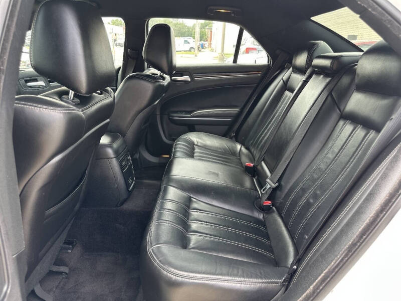 2017 Chrysler 300 S
