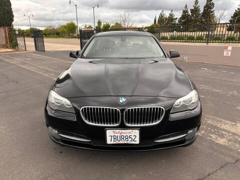2013 BMW 5 Series 528i