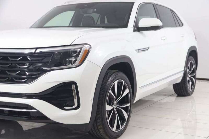 2024 Volkswagen Atlas Cross Sport SEL Premium R-Line 4Motion