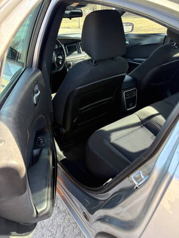 2016 Dodge Charger SE