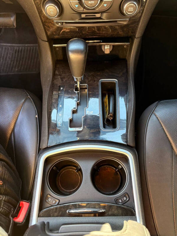 2014 Chrysler 300 C