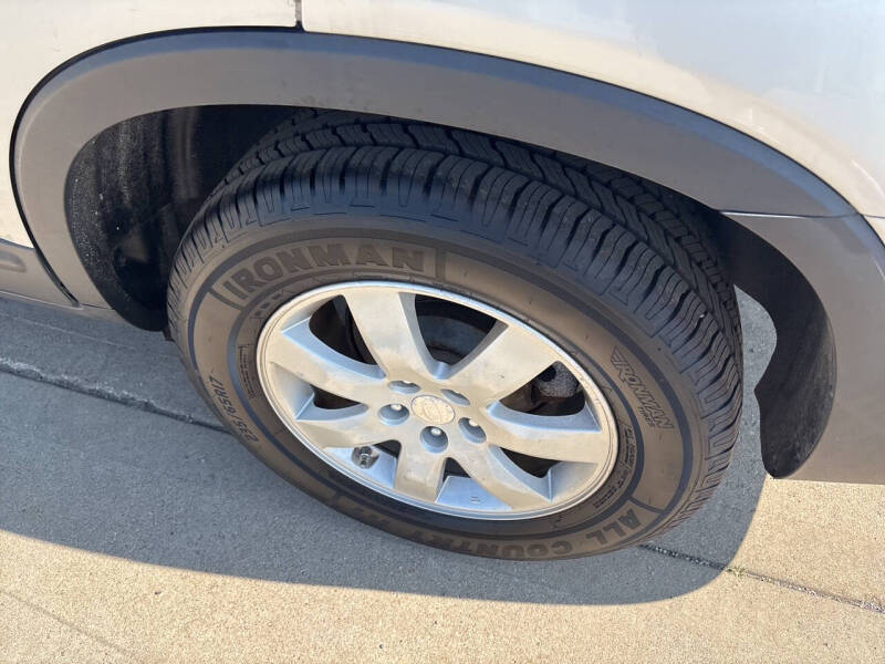2011 Kia Sorento LX