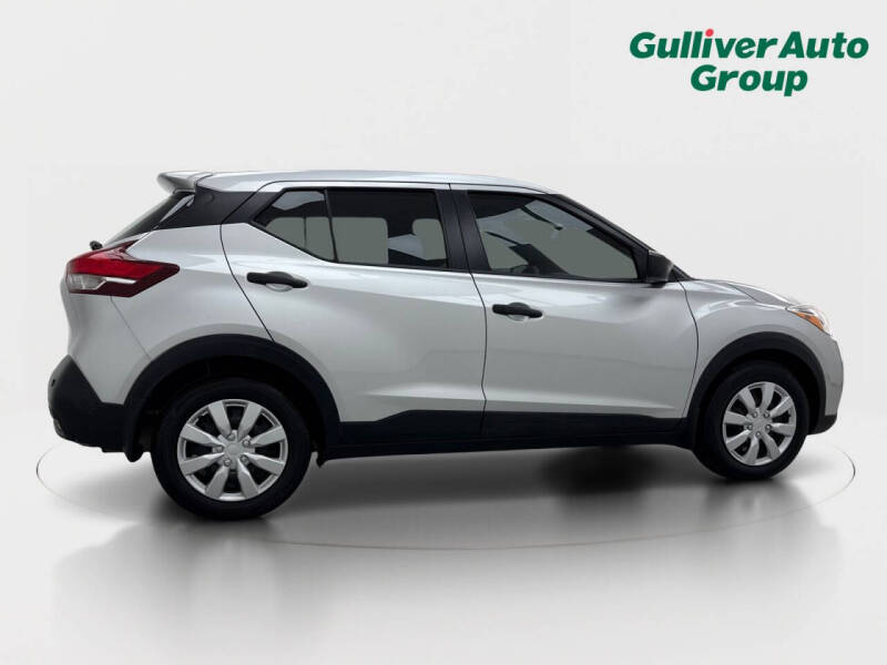 2020 Nissan Kicks S
