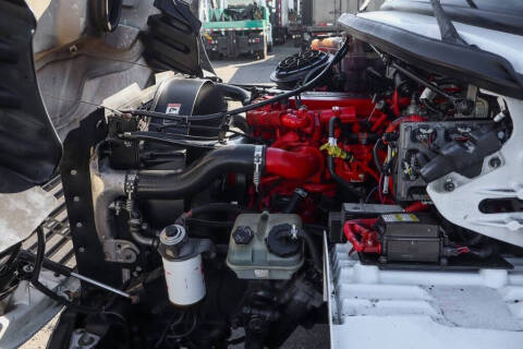 2014 Freightliner M2 106