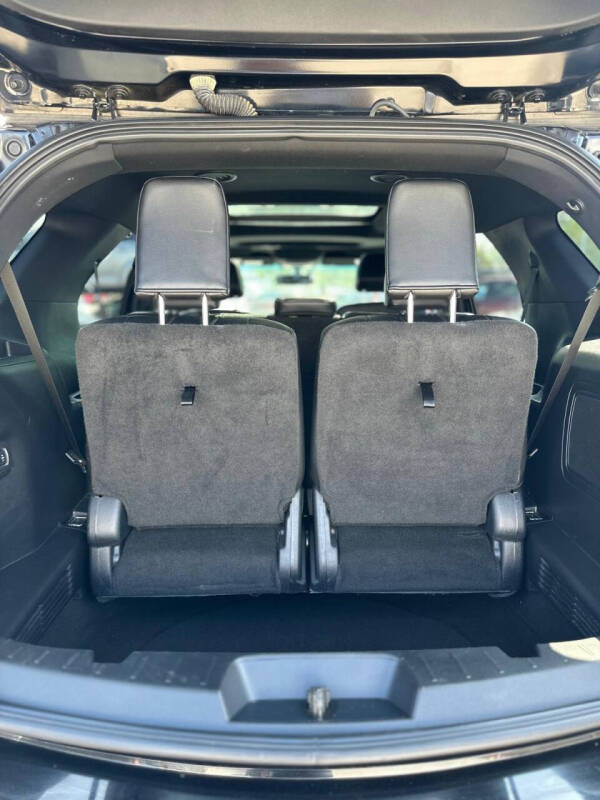 2016 Ford Explorer Sport