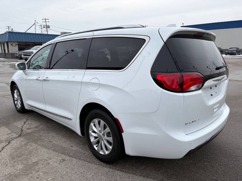 2018 Chrysler Pacifica Touring L