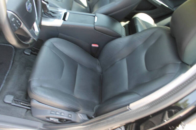 2016 Volvo S60 T5 Drive-E Premier