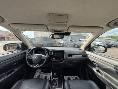 2020 Mitsubishi Outlander SEL