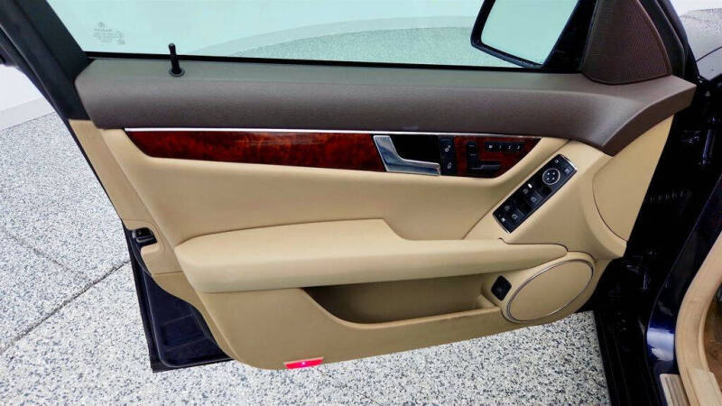 2010 Mercedes-Benz C-Class