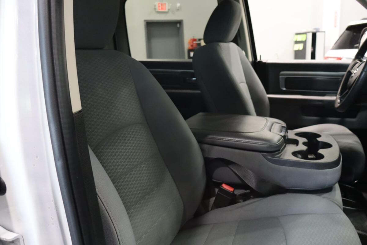 2019 Ram 1500 Classic for sale at IMD MOTORS, INC in Dallas, TX