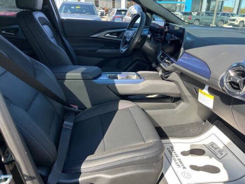 2026 Chevrolet Equinox EV LT 2