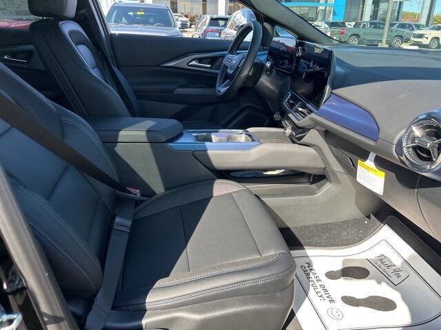 2026 Chevrolet Equinox EV LT 2