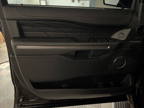 2024 Ford Expedition MAX Platinum