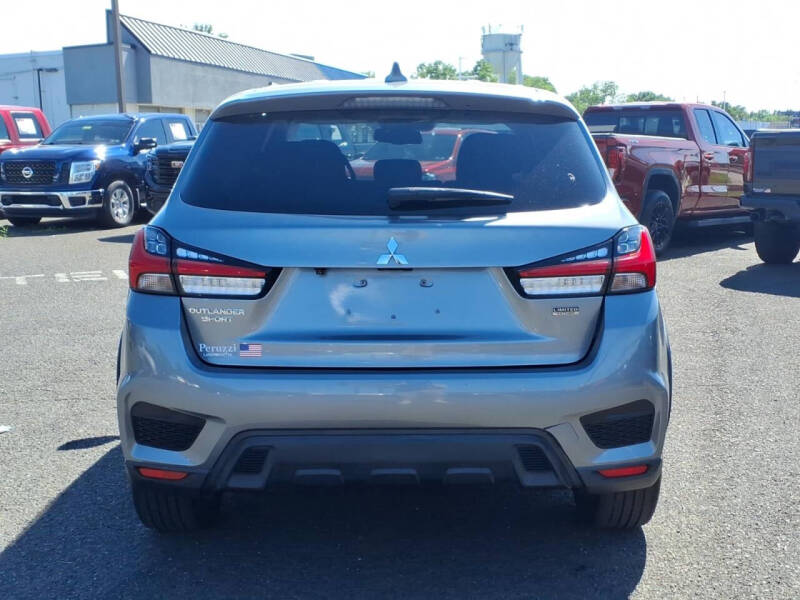 2021 Mitsubishi Outlander Sport LE