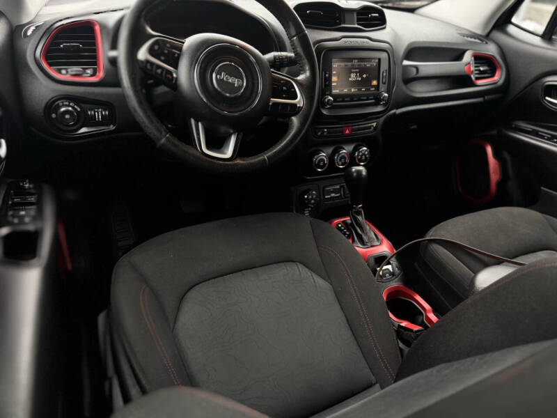 2016 Jeep Renegade Trailhawk