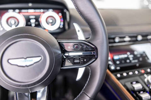2025 Aston Martin DB12 V8