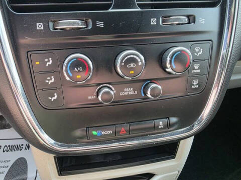 2015 Dodge Grand Caravan SE