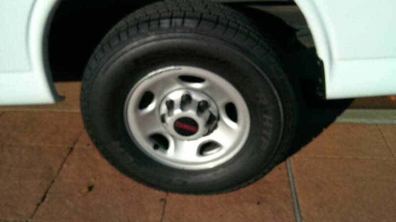 2023 GMC Savana 2500