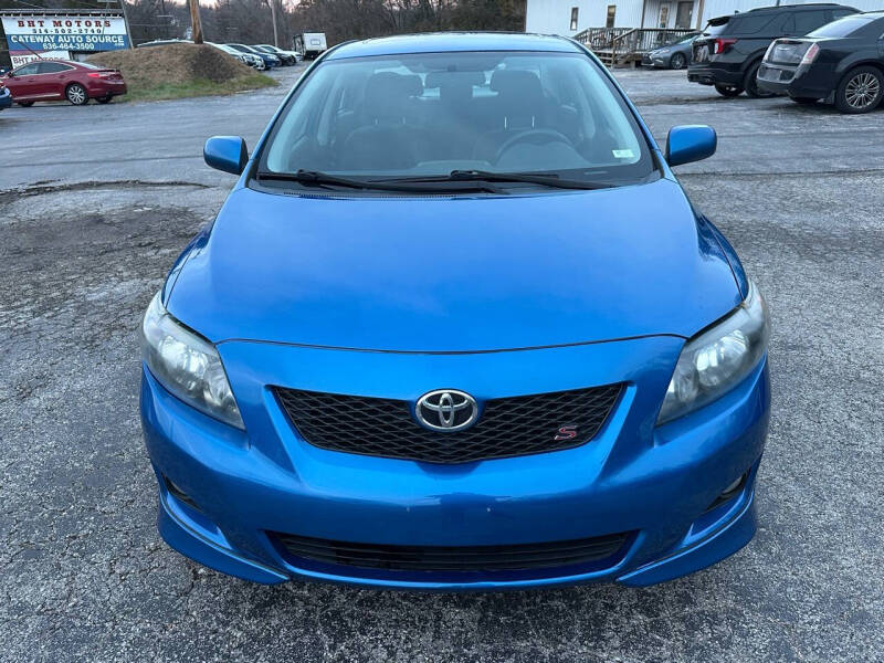 2010 Toyota Corolla S photo 3