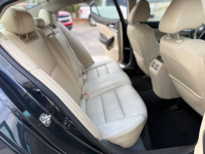 2017 Nissan Maxima 3.5 SV