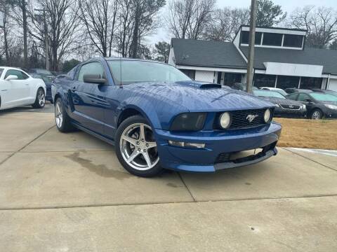 2009 Ford Mustang for sale at Alpha Car Land LLC in Snellville GA