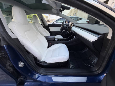 2019 Tesla Model 3 Standard Range Plus