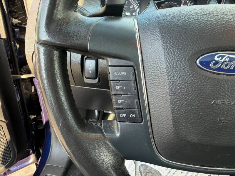 2011 Ford Taurus SEL