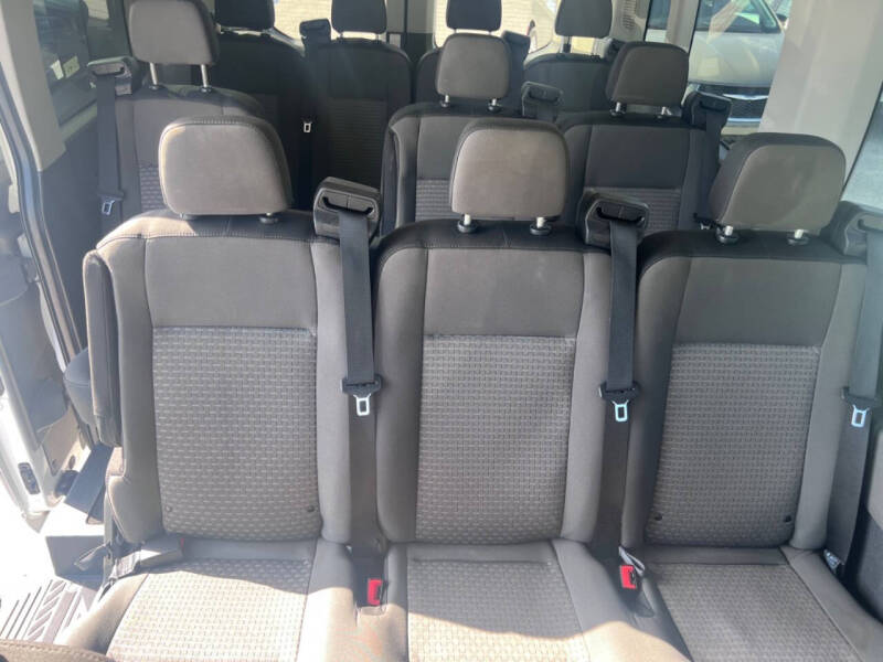 2022 Ford Transit 350 XLT