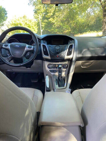 2012 Ford Focus SEL
