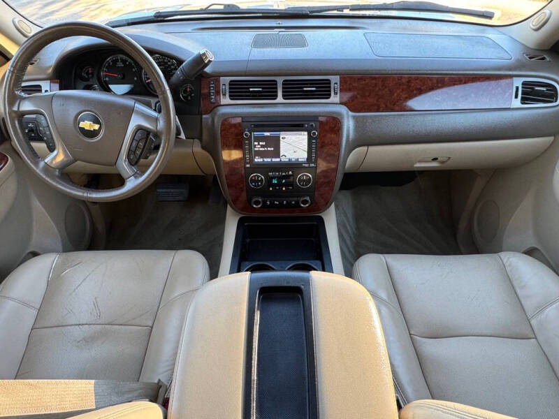 2014 Chevrolet Suburban LTZ