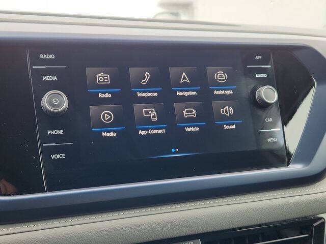 2024 Volkswagen Taos SE