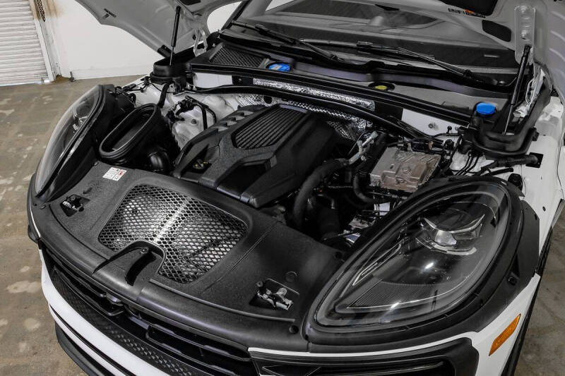 2024 Porsche Macan