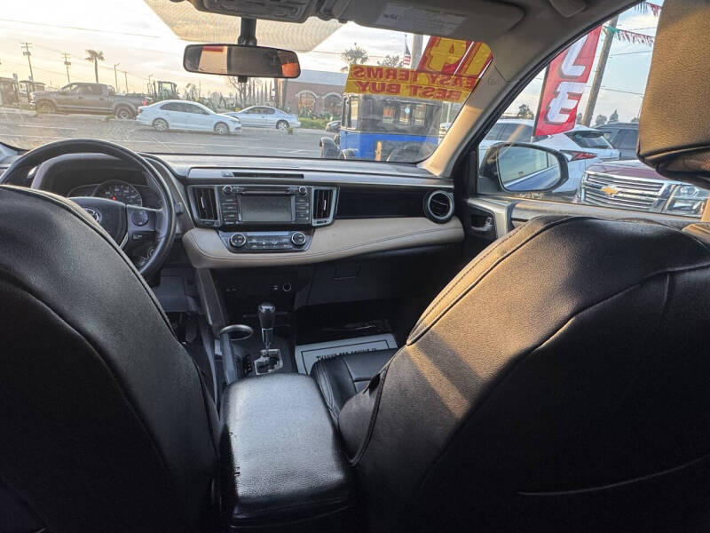 2015 Toyota RAV4 XLE