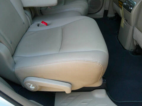 2012 Toyota Highlander SE