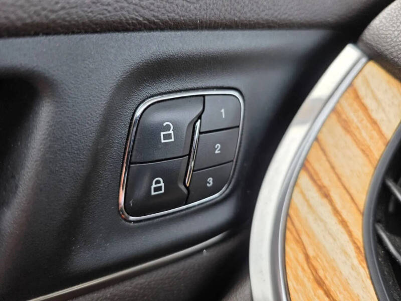 2016 Lincoln MKC Select