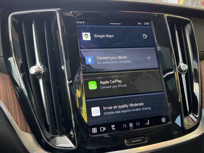 2023 Volvo S60 B5 Ultimate Bright Theme