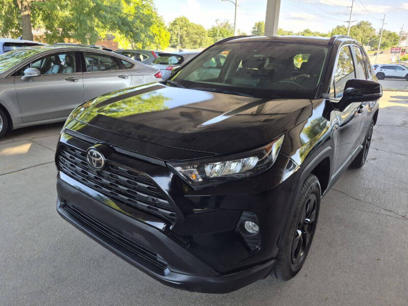 2019 Toyota RAV4 LE