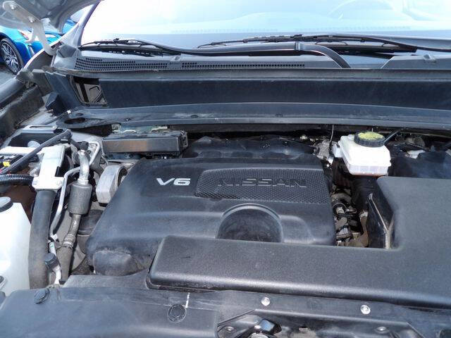 2020 Nissan Pathfinder SV