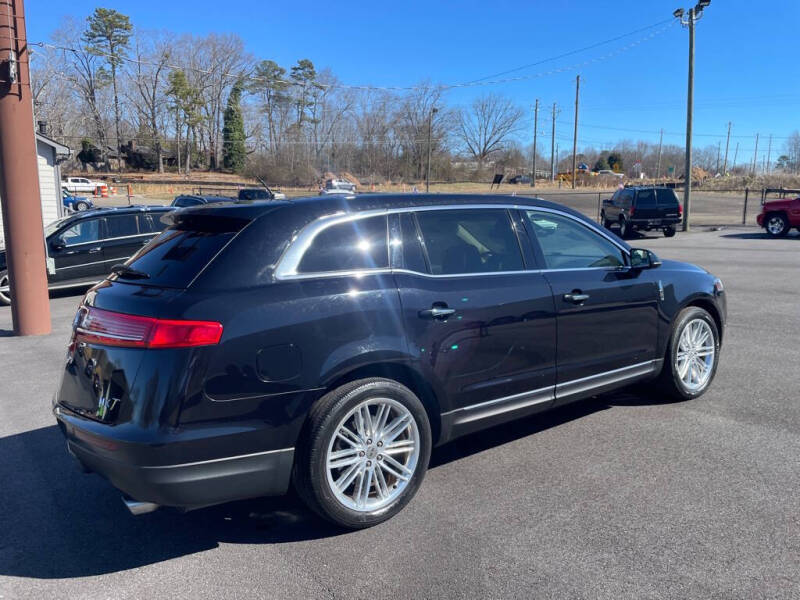 2019 Lincoln MKT