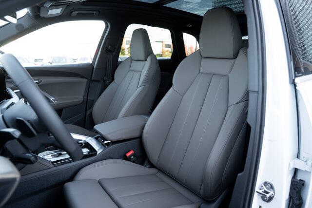 2025 Audi Q5 quattro Premium Plus TFSI