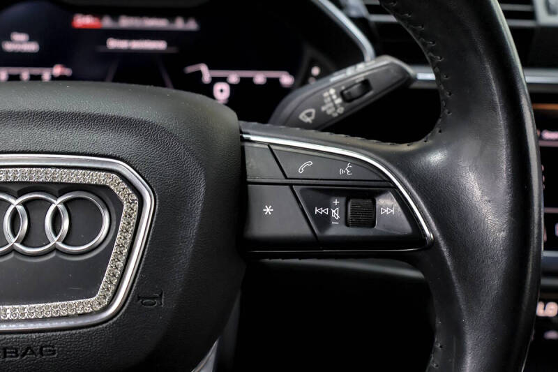 2020 Audi Q3 quattro Premium Plus 45 TFSI