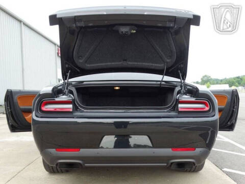 2015 Dodge Challenger SRT Hellcat