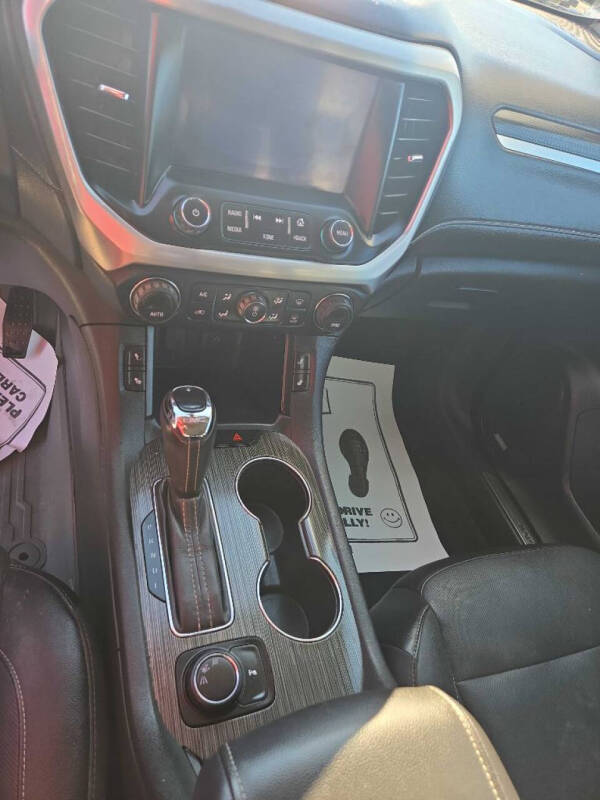 2019 GMC Acadia SLT-1