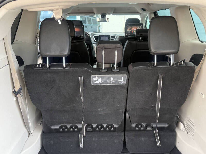 2020 Chrysler Pacifica Touring L Plus