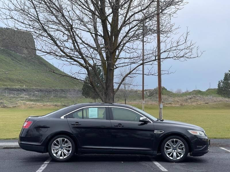 2010 Ford Taurus Limited