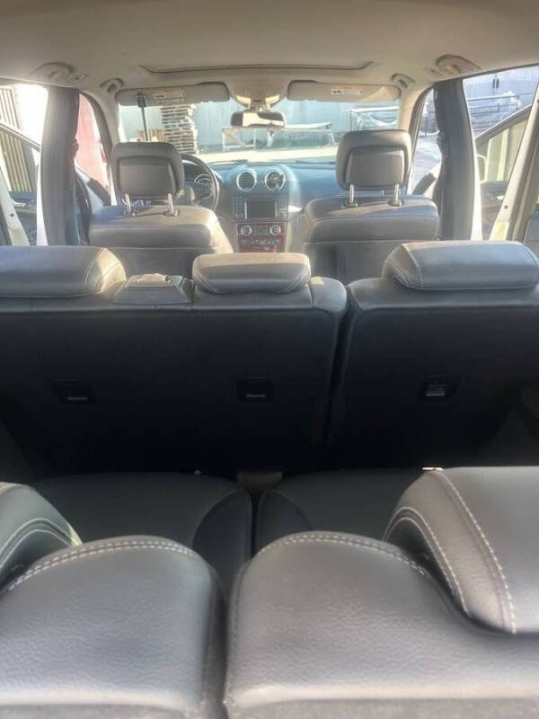 2012 Mercedes-Benz GL550