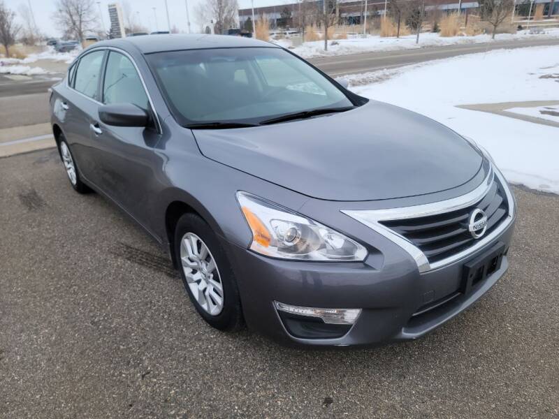 2015 Nissan Altima for sale at Red Rock's Autos in Denver CO